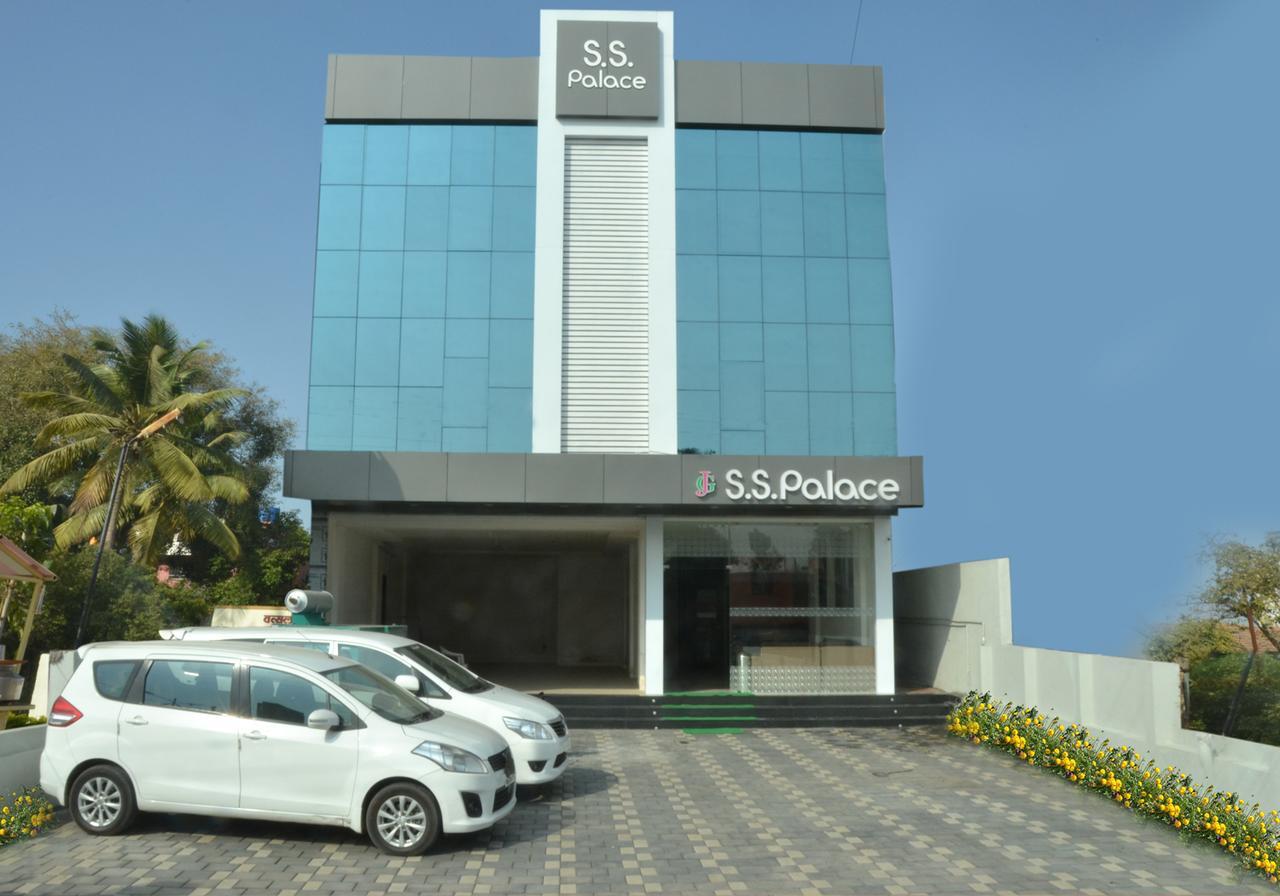 Hotel S S Palace Shirdi Eksteriør bilde